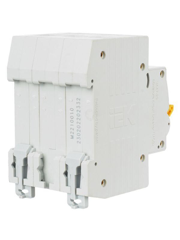 Выключатель автоматический модульный 3п C 32А 4.5кА ВА47-29 KARAT IEK MVA20-3-032-C