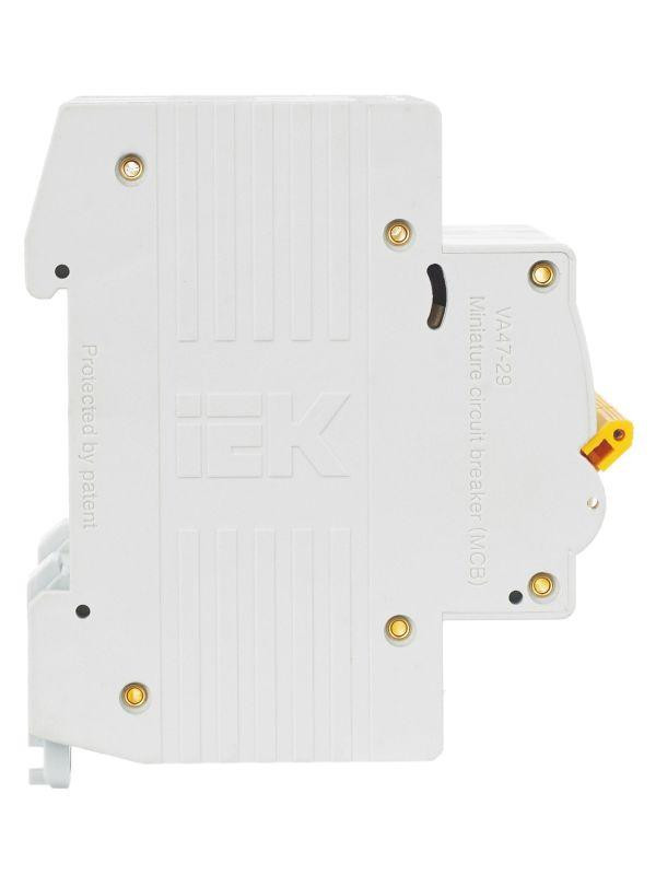 Выключатель автоматический модульный 3п C 32А 4.5кА ВА47-29 KARAT IEK MVA20-3-032-C