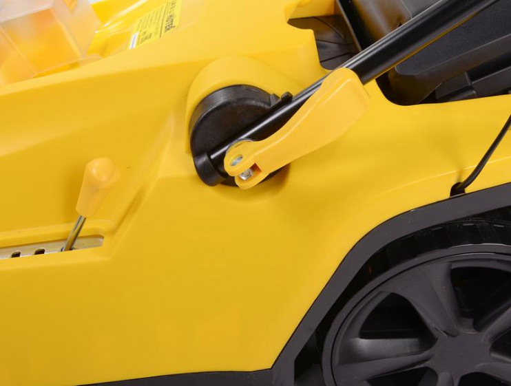 Газонокосилка аккумуляторная CLM-36 Li с АКБ 4А.ч и ЗУ HUTER 70/4/10