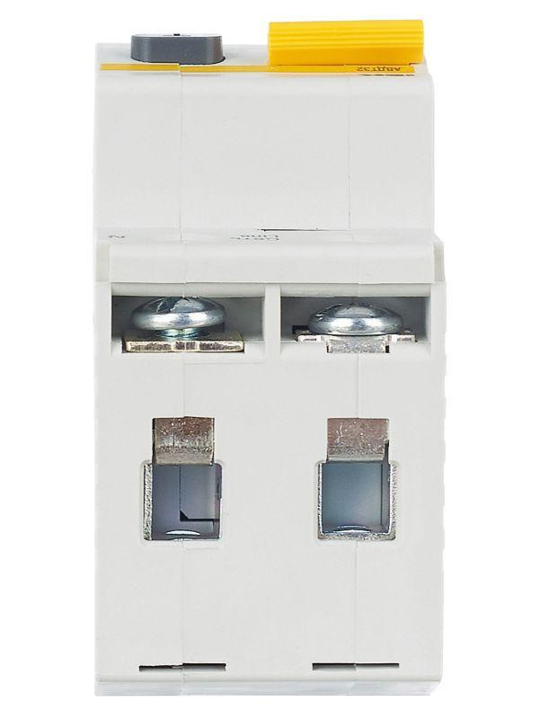 Выключатель автоматический дифференциального тока 2п (1P+N) C 32А 30мА тип A 6кА АВДТ-32 KARAT IEK MAD22-5-032-C-30