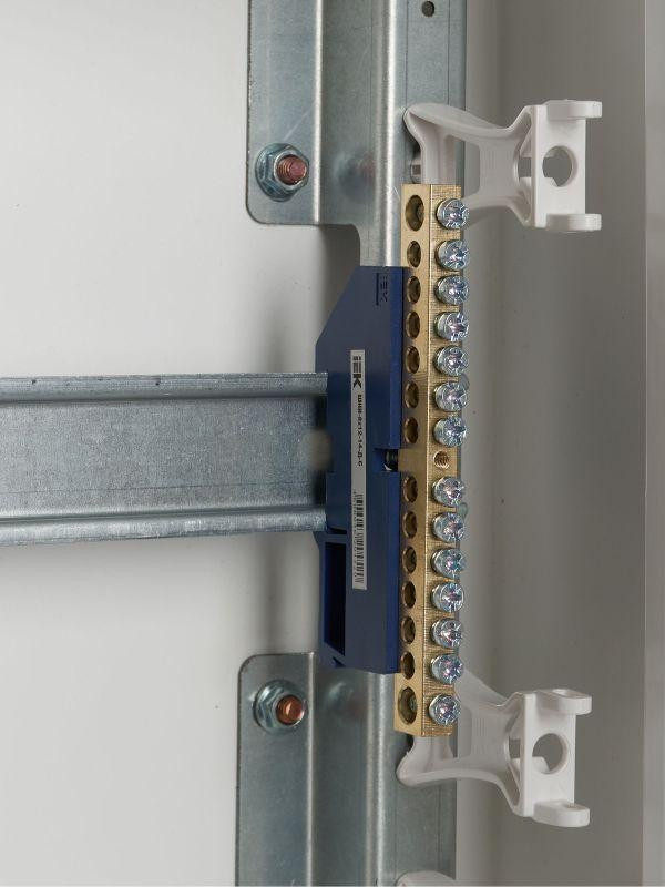 Шина нулевая на DIN-изол. ШНИ-8х12-14-Д-С IEK YNN10-812-14D-K07