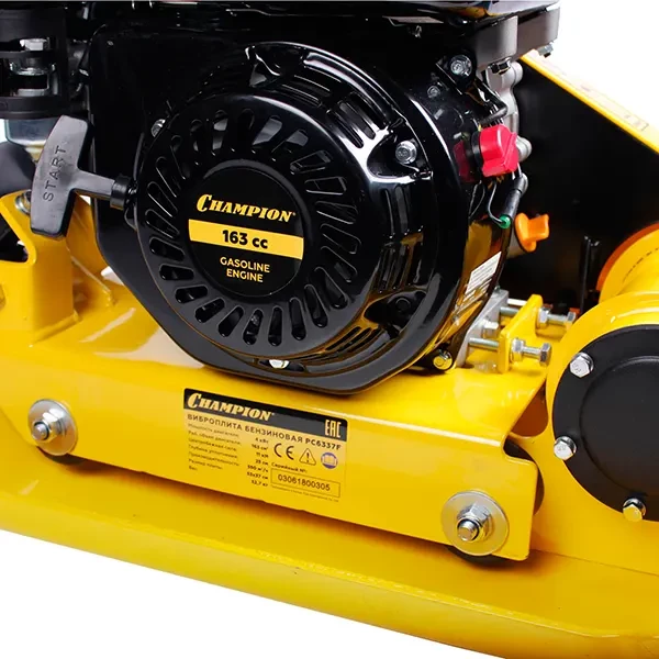 Виброплита бензиновая PC6337F CHAMPION