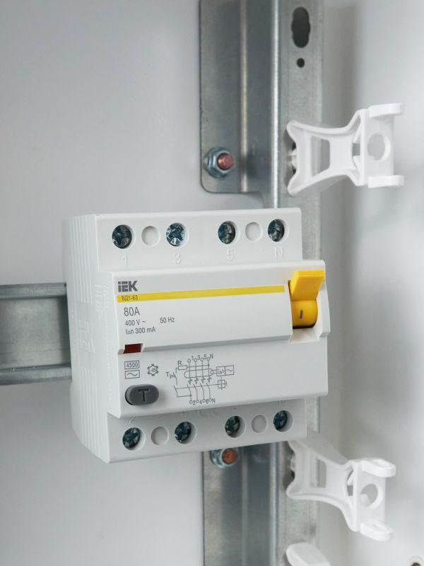 Выключатель дифференциального тока (УЗО) 4п 80А 300мА тип AC ВД1-63 KARAT IEK MDV10-4-080-300