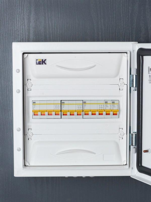 Выключатель нагрузки (мини-рубильник) 3п 40А ВН-32 KARAT IEK MNV10-3-040