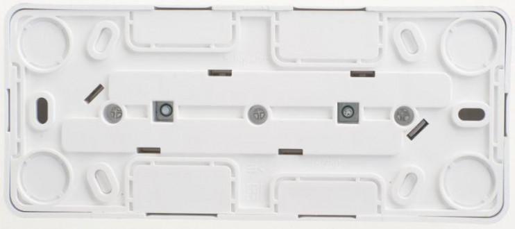 Розетка 3-м ОП Этюд 16А IP20 250В с заземл. защ. шторки бел. SE PA16-012B