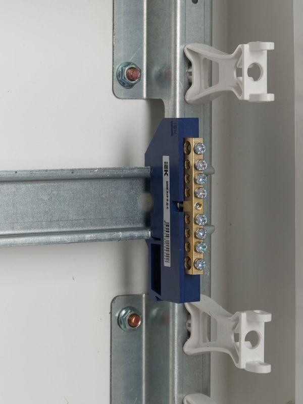 Шина нулевая на DIN-изол. ШНИ 6х9-8-Д-С IEK YNN10-69-8D-K07