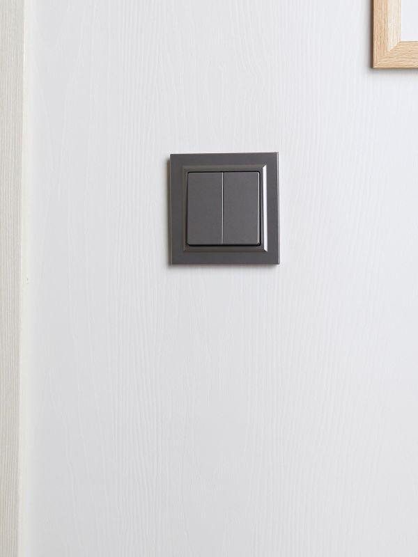 Рамка 1-м BRITE РУ-1-БрС сталь IEK BR-M12-K46