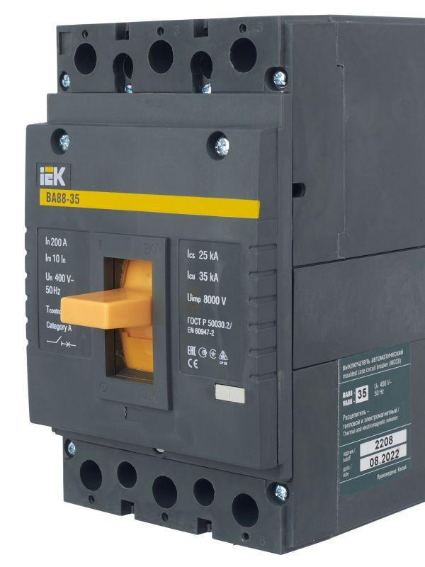 Выключатель автоматический 3п 200А 35кА ВА 88-35 KARAT IEK SVA30-3-0200