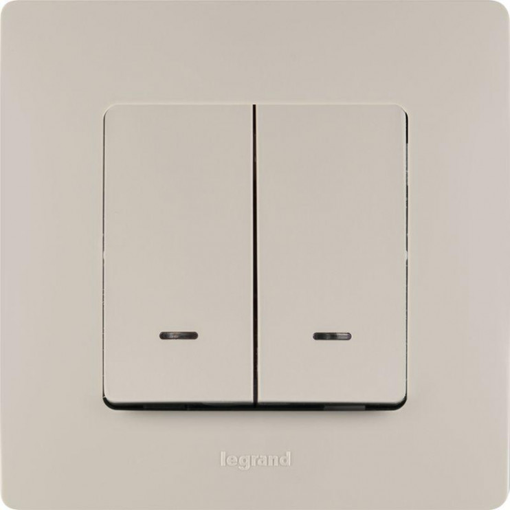 Выключатель 2-кл. СП Etika 10А IP20 250В 10AX с подсветкой/индикацией безвинтов. зажимы механизм сл. кость Leg 672304