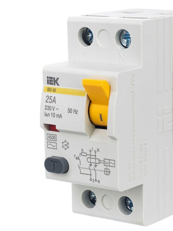 Выключатель дифференциального тока (УЗО) 2п 25А 10мА тип AC ВД1-63 KARAT IEK MDV10-2-025-010