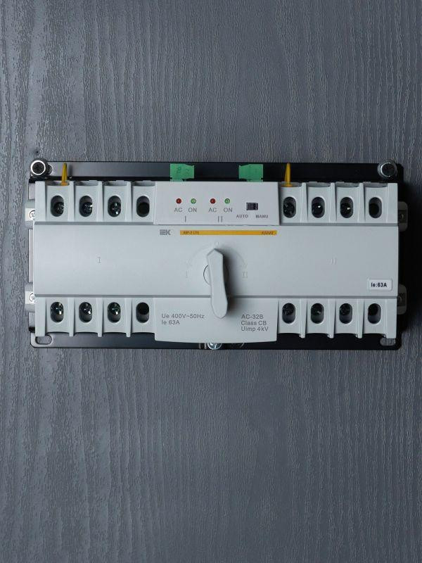 Устройство автоматического ввода резерва АВР 63А KARAT АВР-2 LITE модульное IEK MAT20-063