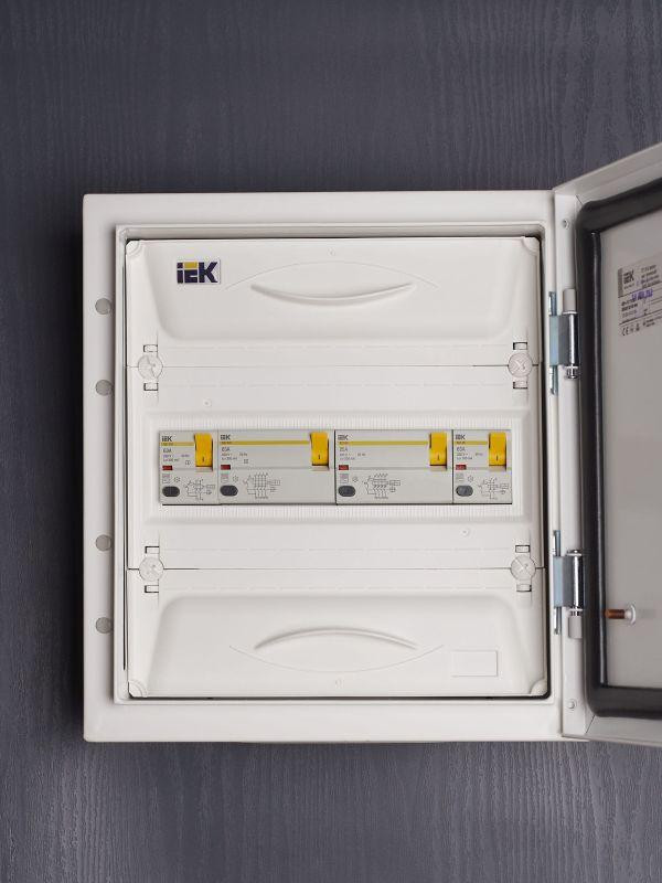 Выключатель дифференциального тока (УЗО) 4п 25А 300мА тип AC ВД1-63 KARAT IEK MDV10-4-025-300
